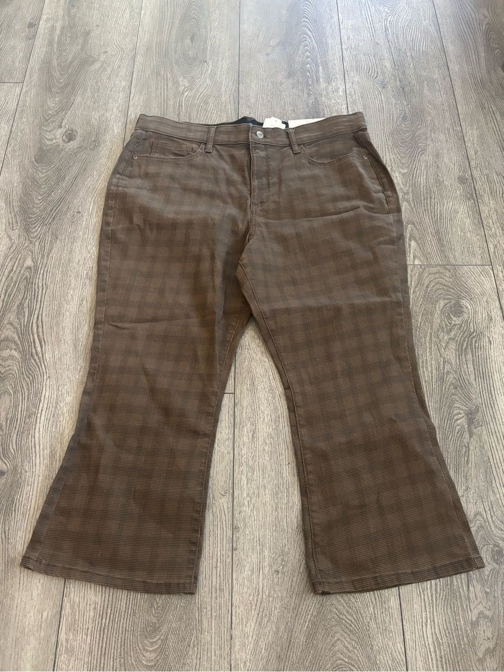 St.John bay kick crop high rise Brown Plaid Casual Pants